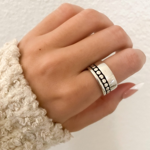 925 Sterling Silver Chunky Ring Vintage Ring Thick Wide Ring Band - Picture 2 of 9